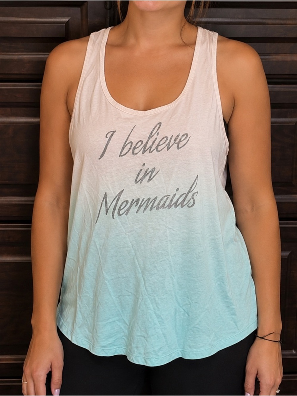 Black Ombre Scoop Tank Top in White and Light Aqua XL
